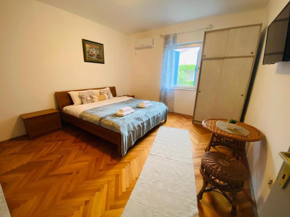 Villa Blue Calm Будва Екстериор снимка